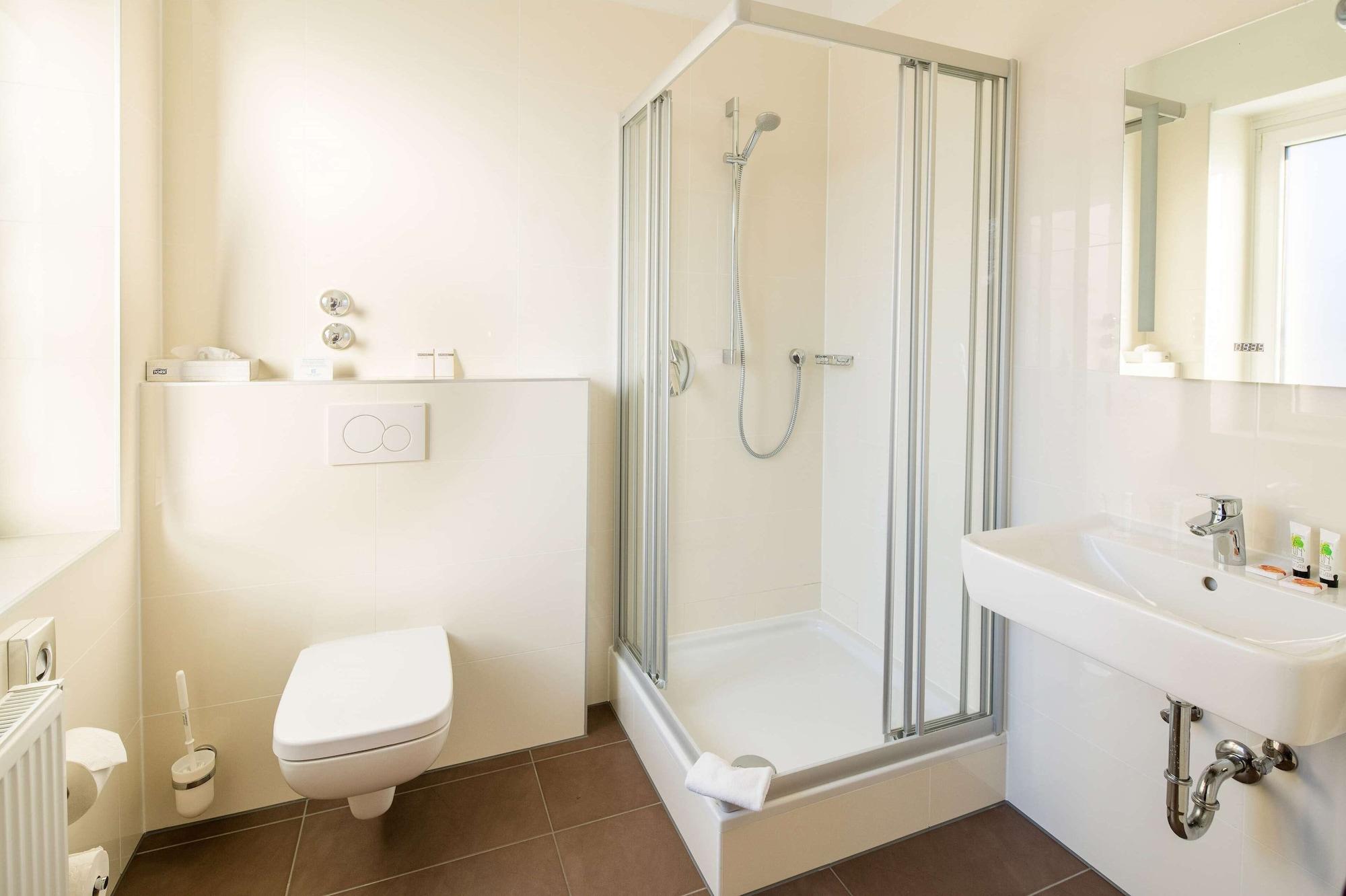 Sure Hotel By Best Western راتينغن المظهر الخارجي الصورة