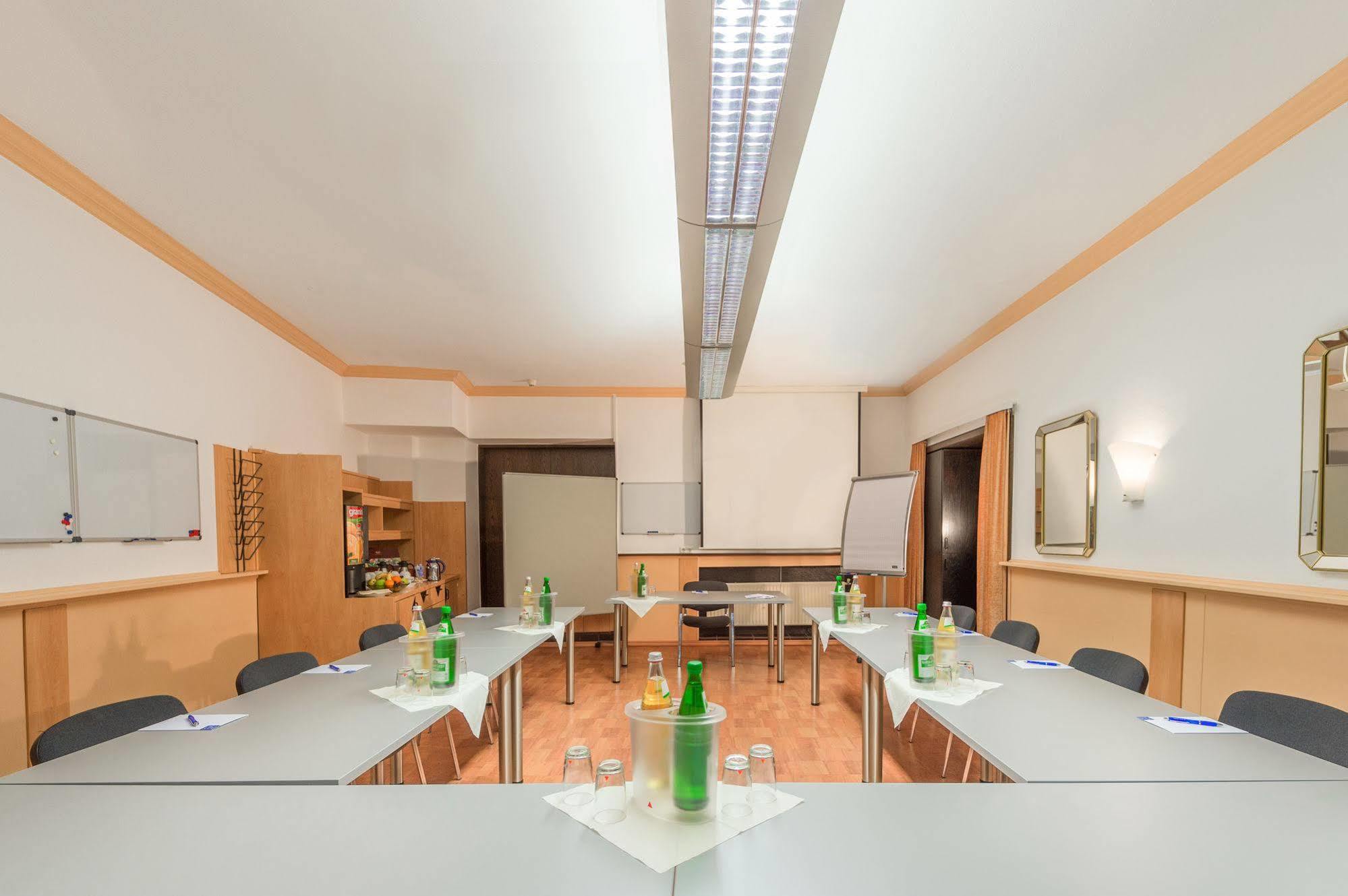 Sure Hotel By Best Western راتينغن المظهر الخارجي الصورة