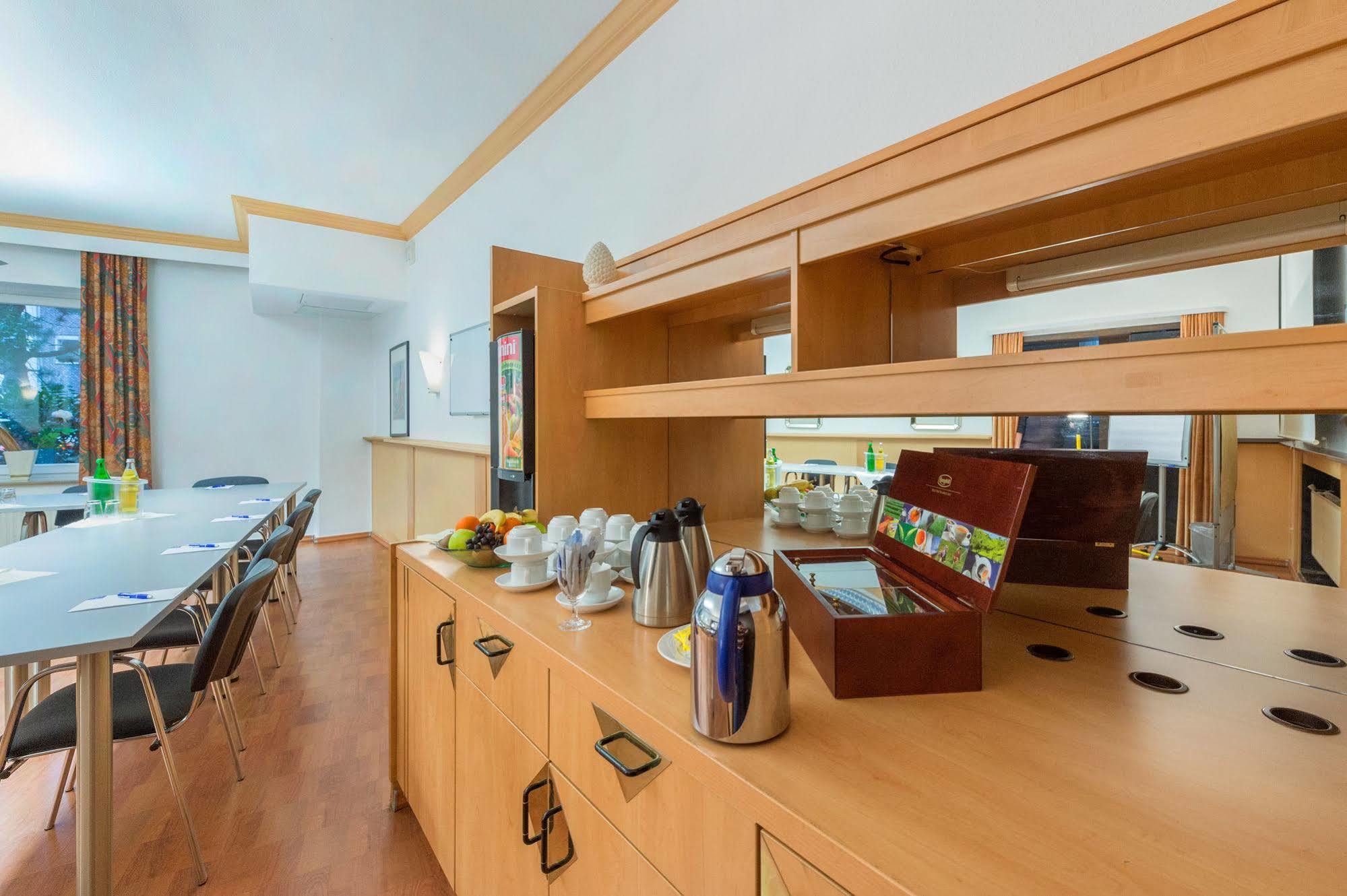 Sure Hotel By Best Western راتينغن المظهر الخارجي الصورة